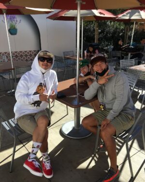 Kim Jong-kook Instagram - #Throwback What wonderful memories... #ReallyMissIt #LA #Universalstudio #HadFun #BrotherHood 참 즐거웠던 기억.. 또 가자~ ㅋ #그립다 #엘레이 #유니버셜스튜디오 #잼있었다 #세상에둘도없이착한 #내동생들