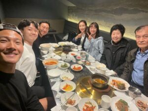 Kim Jong-kook Instagram - #어버이날 #감사합니다 #늘건강하세요 #HappyParentsDay #FamilyDinner