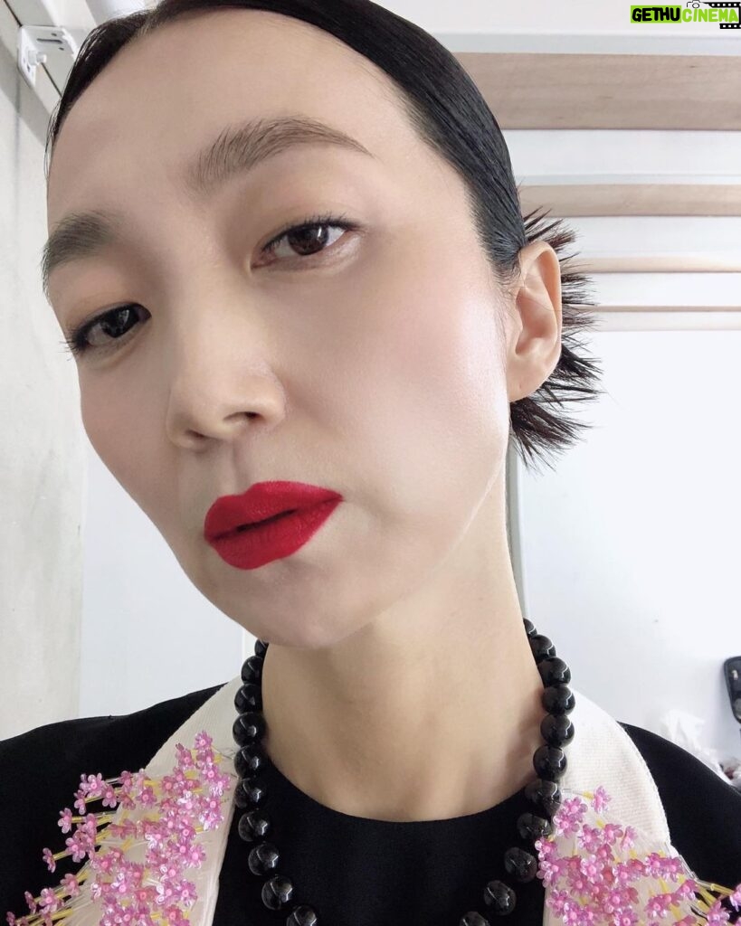 Kim Joo-ryoung Instagram - red lip💋❤️