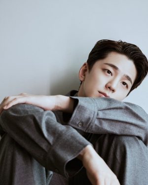 Kim Min-gue Instagram - 😄