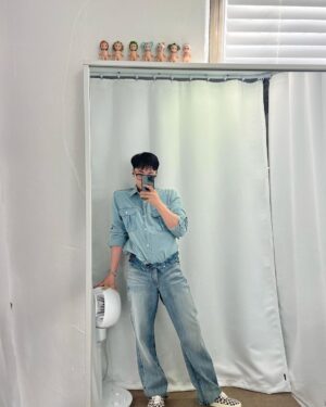 Kim Min-jae Instagram - 🪞