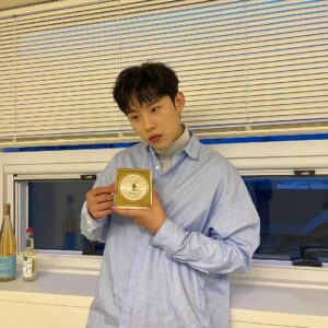 Kim Sung-cheol Instagram - 지원사격🏹