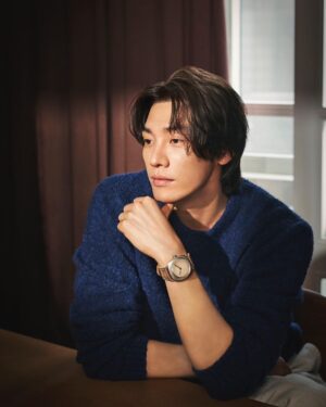 Kim Young-kwang Instagram - 최초로 선보이는 빈티지한 메력의 파네라이 라디오미르를 함께 만나보세요

#panerai #unastorialeggendaria #radiomirottogiorni #pam01350 #파네라이 #라디오미르오또지오르니 #파네라이라디오미르 #👍🏻