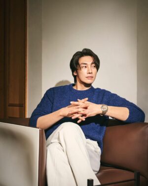 Kim Young-kwang Instagram - 최초로 선보이는 빈티지한 메력의 파네라이 라디오미르를 함께 만나보세요

#panerai #unastorialeggendaria #radiomirottogiorni #pam01350 #파네라이 #라디오미르오또지오르니 #파네라이라디오미르 #👍🏻