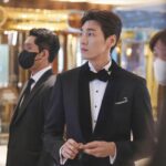 Kim Young-kwang Instagram - 부산 국제 영화제 준비 ~ 대기 ~