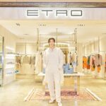 Kim Young-kwang Instagram - #EtroSS23 #etro #에트로 #에트로맨즈 @etro ✌🏻