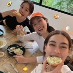 Kimberly Ann Voltemas Instagram – My kinda Sunday🌤️🤸🏻‍♂️🥯🥑🍯🥚
เสียงกองเชียร์เวอร์มากกกค่ะ  @namupilates.bangkok