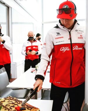 Kimi Räikkönen Instagram - Yes I have been around for a while. Thanks for all the support and cake.