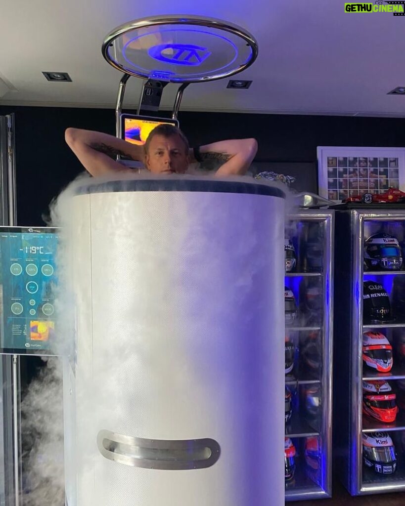 Kimi Räikkönen Instagram - Evening recovery. @cryotechnordic #xcryo #cryocabin #prorecovery