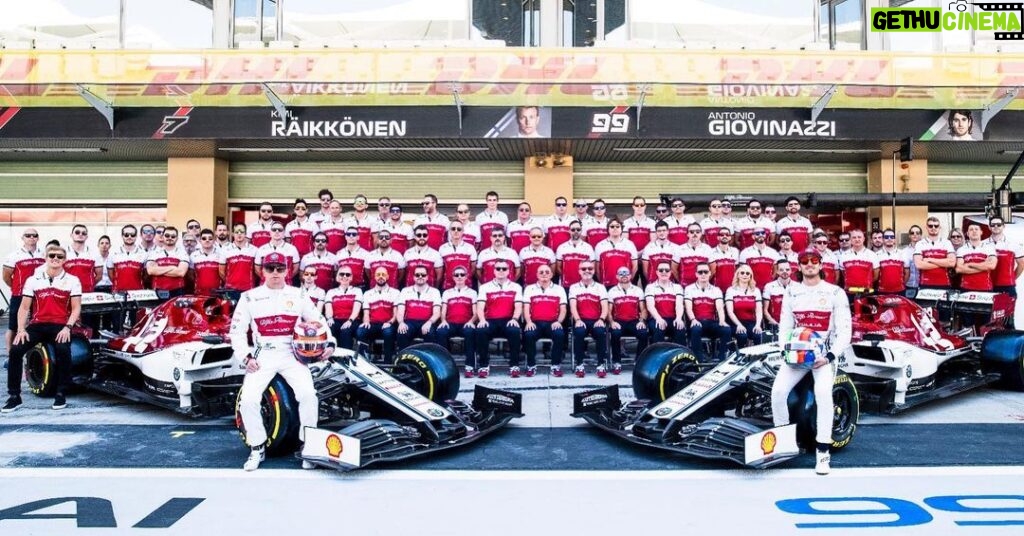 Kimi Räikkönen Instagram - Thanks for the season to the whole crew @alfaromeoracing