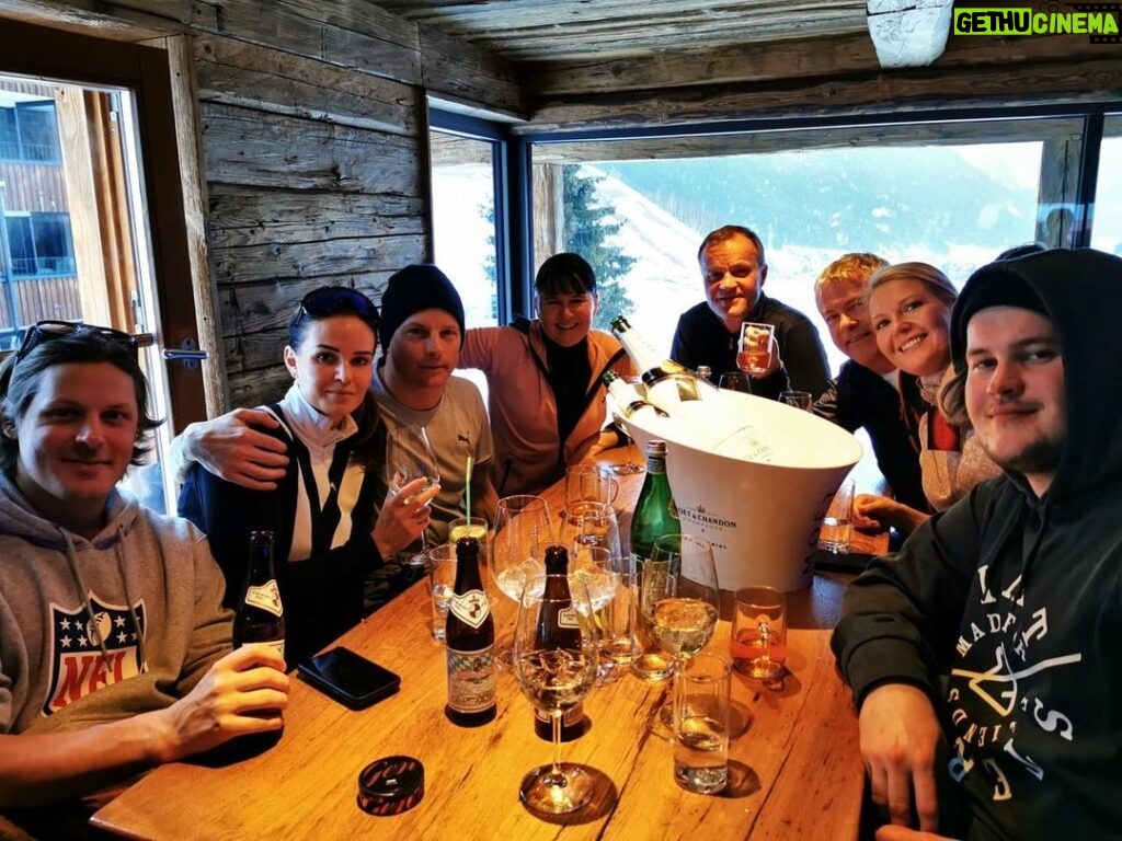 Kimi Räikkönen Instagram - Ski and after ski. #nordica #fitforthelongrun Lech Zürs am Arlberg