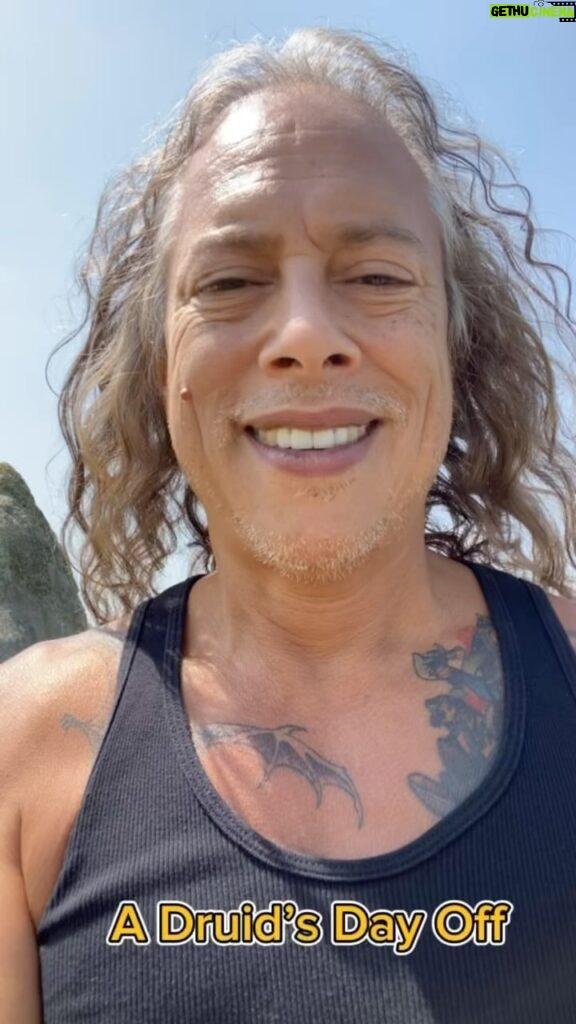 Kirk Hammett Instagram - ⚡ This place will always have very special meaning for me on multiple levels. Sorry I didn’t sign for anyone… I wanted the experience to be personal & bypass a Stonehenge Meet & Greet 🤣🤘🏻🎸