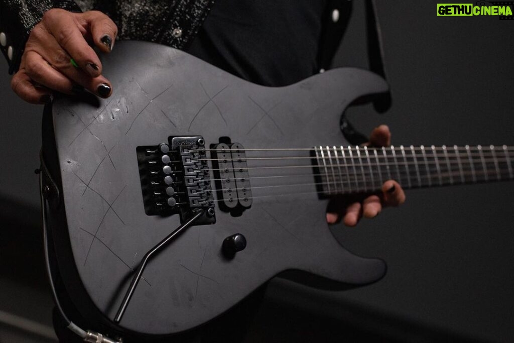 Kirk Hammett Instagram - X marks the Axe