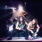 Kirk Hammett Instagram - Happy Bday Lars Forhelve!! Love you bro , hope you have at least 30 more ! Looking forward to fuckin shit up and making music in the New Year !!! Xooox @larsulrich ⚡️⚡️ photo📸by @rosshalfin 🙌