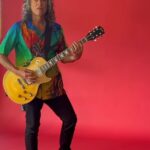 Kirk Hammett Instagram - Just a little photo jam with @rosshalfin