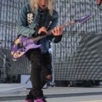 Kirk Hammett Instagram - #fbf photo📸by @photosbyjeffyeager ✨ these shoes were made for rockin’