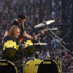 Kirk Hammett Instagram - Happy Birthday Lars !! Love you bro, here’s to so many more ! Looking forward to making a lotta noise in the New Year !!! Xoxox ( b&w photo📸by @rosshalfin color photo📸by @photosbyjeffyeager ) ⚡️🤟⚡️