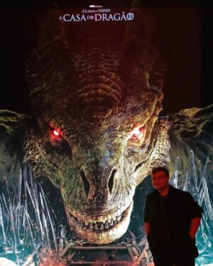 Konstantino Atanassopolus Instagram - Ontem assisti o primeiro EP da série (A CASA DO DRAGÃO) que vai lançar na @hbomaxbr dia 21/08!!! Que incrível uma história antes de GOT!!! 🔥🔥🔥🔥🔥