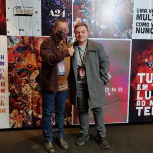 Konstantino Atanassopolus Instagram - Prestes a assistir "tudo em todo o lugar ao mesmo tempo" ansioso demais para o filme. VIF Very important fan. 🔥🔥🔥🔥