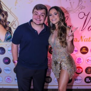 Konstantino Atanassopolus Instagram - Mais algumas fotos da festa de 1M de seguidores da Nathalia Valente. Uma festa top!!! 🎉🎊🔥