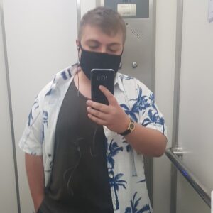 Konstantino Atanassopolus Instagram - O estilo inimigo da moda 🤣🤣🤣🤣