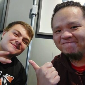 Konstantino Atanassopolus Instagram - Hoje na transmissão do @r6esportsbr do Major México. Agradeço ao @yuditamashiro e toda a equipe que é super gente boa amei fazer essa visita ❤💪✌🙏👊