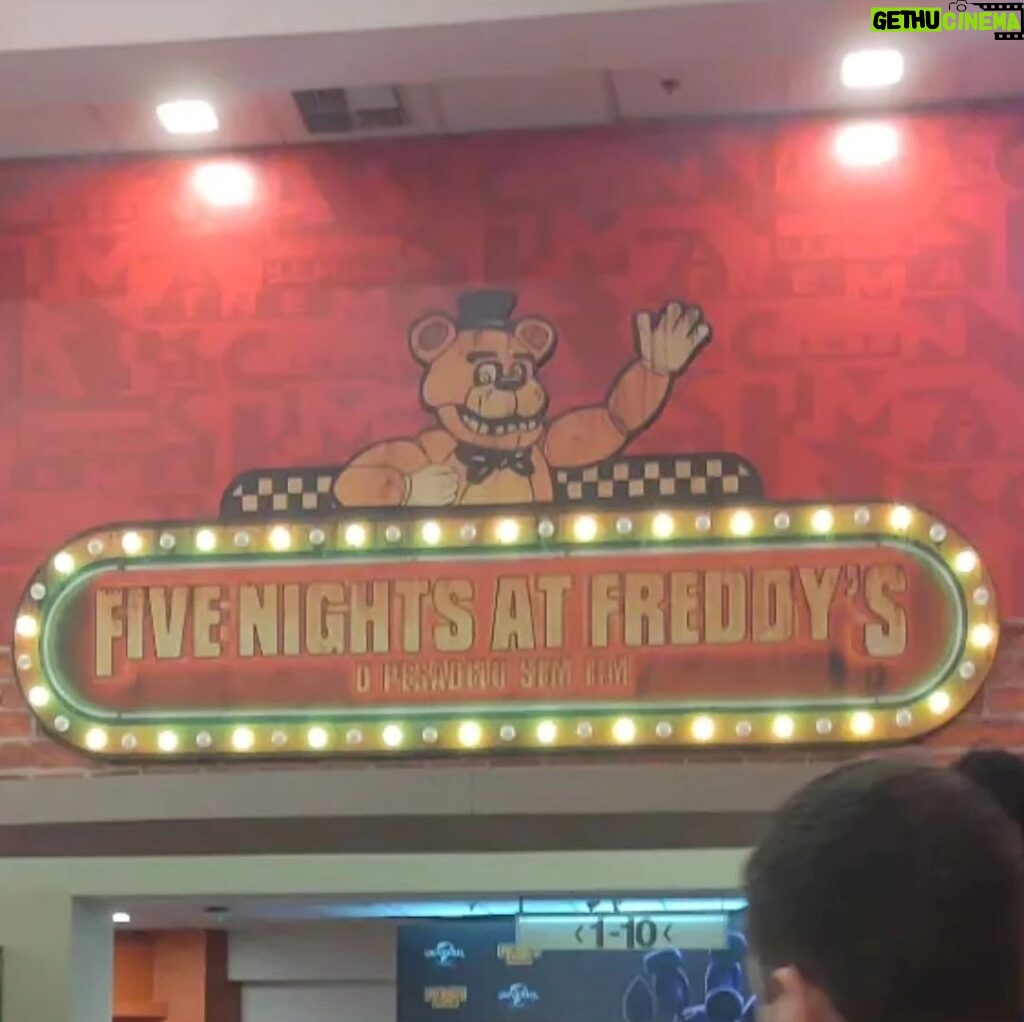 Konstantino Atanassopolus Instagram - Five nights até Freddy's - O pesadelo sem fim Prestes a assistir essa belezura estou muito ansioso!!! Shopping Metrô Santa Cruz