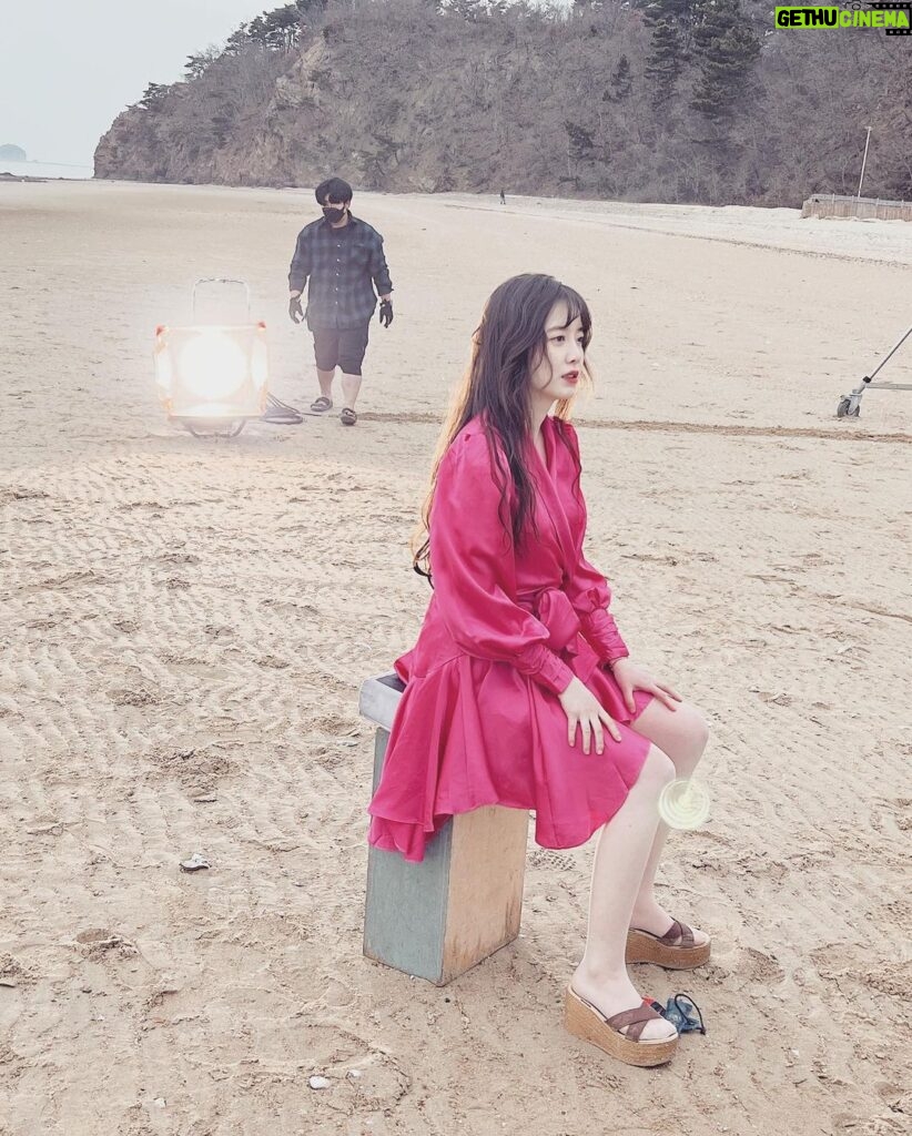 Koo Hye-sun Instagram - 쿠감독과 쿠배우. 트라이cf 현장.