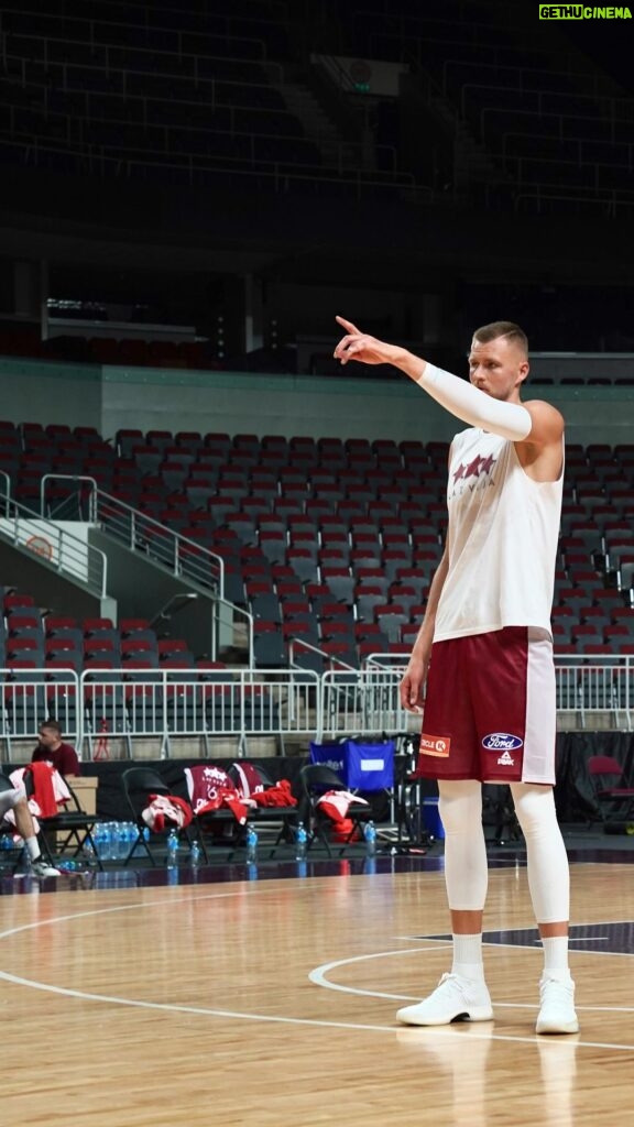 Kristaps Porziņģis Instagram - step by step 🧃 @itswater885 @gamepatch_sports Arena Riga