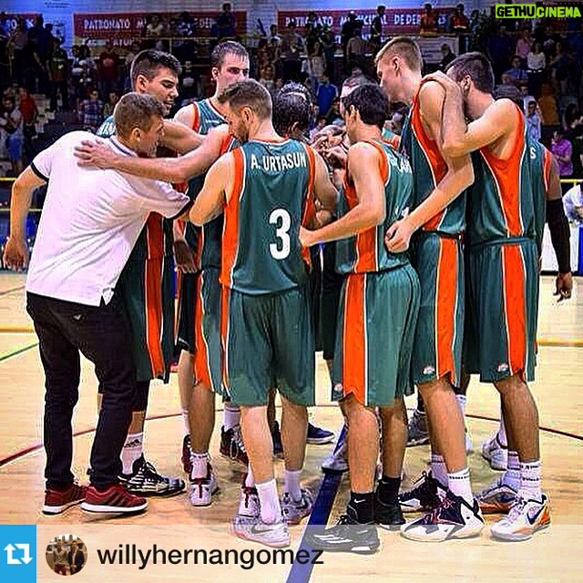 Kristaps Porziņģis Instagram - EQUIPO @cdbsevilla