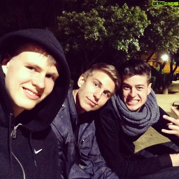 Kristaps Porziņģis Instagram - En el parque.