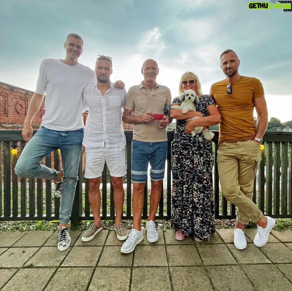 Kristaps Porziņģis Instagram - ❤️ If they are good, I'm good. Kuldīga, Latvia