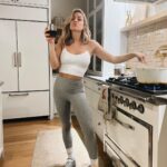 Kristin Cavallari Instagram – Home, leggings, no makeup, kids running around, red wine and cooking = happiness Franklin, Tennessee