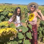 Kristina Orbakayte Instagram - Просто лето и мы! 🌻👨‍👩‍👧☀️#кристинаорбакайте #слюбовьювдуше