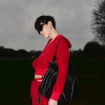 Krit Amnuaydechkorn Instagram - ❤️‍🔥 @balenciaga