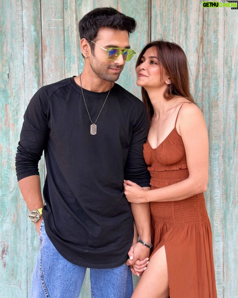 Kriti Kharbanda Instagram - Let’s March together, hand in hand ♥️ #happyvalentinesday ♥️