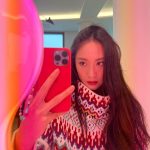 Krystal Jung Instagram - christmas party number one♥️💙💛