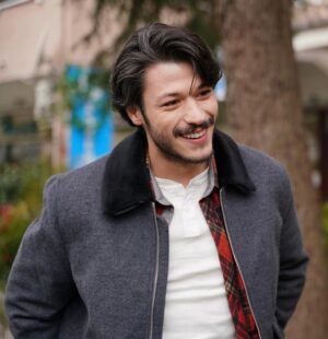 Kubilay Aka Instagram - Bulut.