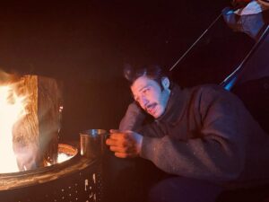 Kubilay Aka Instagram - 🔥☕️🏕💚