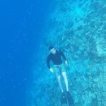 Kunal Khemu Instagram - I love the ocean and being in it 🤿 Good morning to you all and my turtle 🐢 friend 😊 #maldives #freediving #diving #ocean #turtles #oceanlife #deep Kandima Maldives