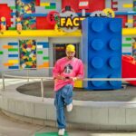 Kunal Khemu Instagram - Lego land mae chal chal ke lego 🦵 ke lag gaye Yeh photo andar jaane se pehle ki hai 😂