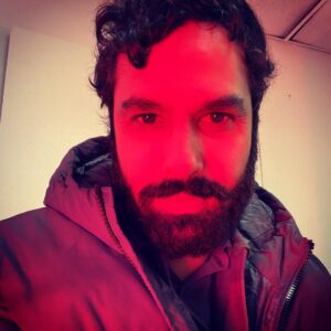 Kunal Nayyar Instagram - My wish for you this Monday: 
To live a life free from your own negative thinking pattern, and deciding this very second, while reading this, to take control of your inner happiness... because you have the key. You always have. Who’s in?