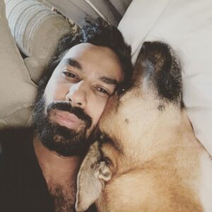Kunal Nayyar Instagram - Sunday Sleepies. Pure love. #bobafett