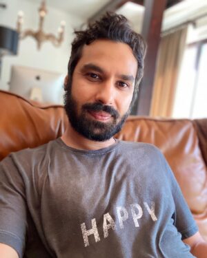 Kunal Nayyar Instagram - During covid, there have been a myriad of stories I’ve heard about the kindness of strangers, about neighbors who saved someone’s life, or the children next door caring for the elderly. Also the doctors and nurses not only doing their medical due diligence, but lending an ear, lending a voice, lending a smile to all those that cannot see or touch their families. Many will argue that this time has torn us apart, but the way I see it, we have gotten closer. We are waking up to love, and realizing that a simple hug, a warm gesture, a walk in the park are moments that are all too precious. Some time soon this ordeal will be over, and life will continue with blinders on once again, but for now I hope we take a moment to thank, pray for, and love, all the unsung heroes. To all those that make the world a little brighter for all of us, here is to you. Your light, has ignited a thousand dark souls, and I promise to do my part in keeping that fire lit...