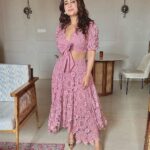 Kusha Kapila Instagram - felt later will delete cute🌸 @lovechoje @the_jewel_factor Styled by @ayeshaaminnigam Assisted by @mehullsinglla