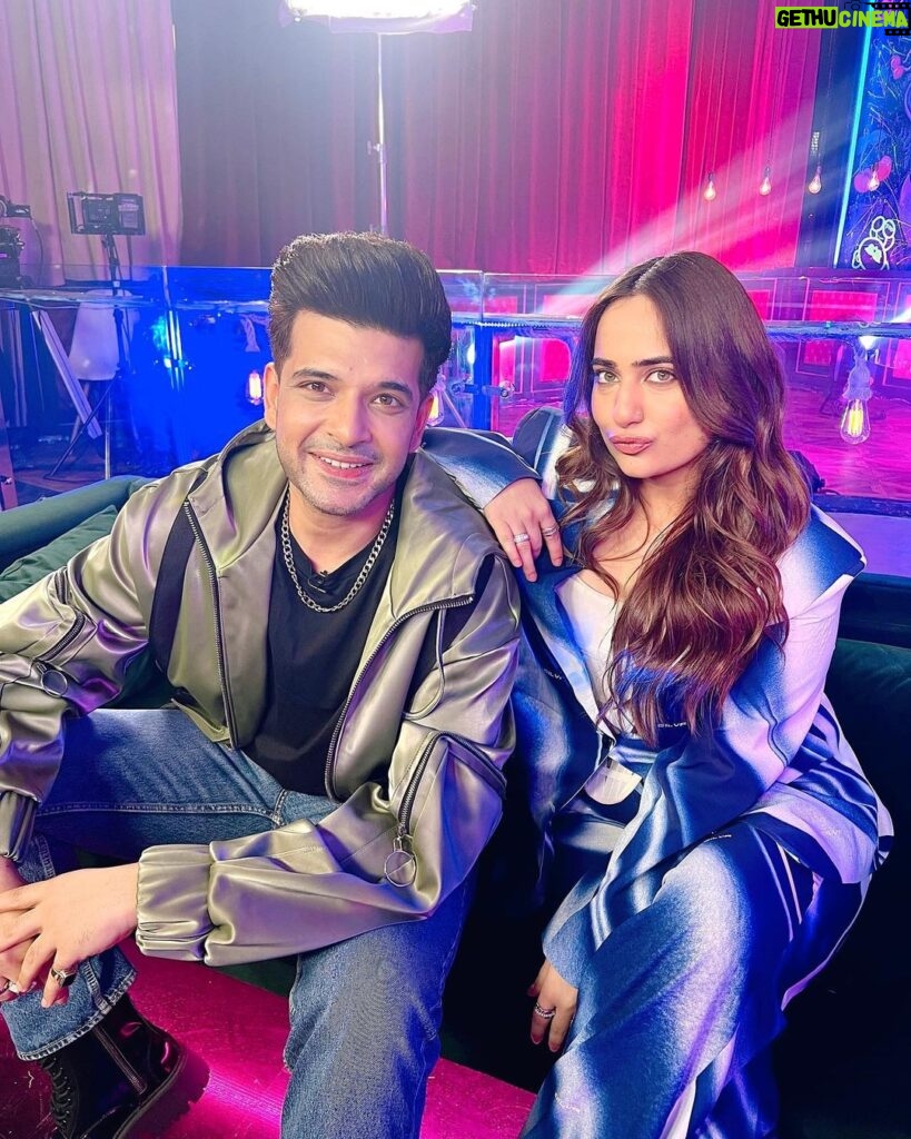 Kusha Kapila Instagram - KK X KK (we tried to give Vogue but we couldn’t stop laughing) catch our banter with @renil.abraham on Invite Only on @amazonminitv pata nahi kya hee bola hai but @kkundrra gave us a lot of life lessons so don’t miss that pls Karan is styled by @shreeum I am styled by @mohitrai with @tarangagarwalofficial Outfit : @cilvrstudio Accessories : @tuula.jewellery