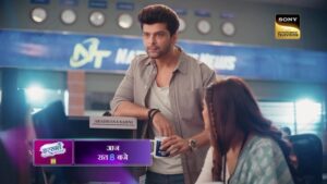 Kushal Tandon Instagram - Haule haule, Reyansh aur Aradhana aa rahe hain ek dusre ke kareeb! 🥰

Dekhiye Barsatein - Mausam Pyaar Ka, aaj raat 8 baje, sirf #SonyEntertainmentTelevision par.

@shivangijoshi18 @therealkushaltandon @ektarkapoor 

#Barsatein #BarsateinOnSony
#BarsateinOnSonyEntertainmentTelevision