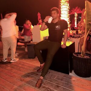 Kushal Tandon Instagram - Dubai love ❤️
