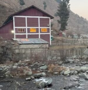 Kushal Tandon Instagram - Jannat-E-Kashmir ❤️