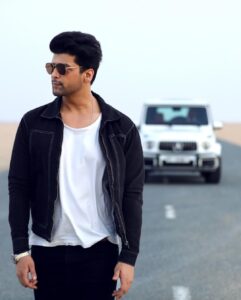 Kushal Tandon Instagram - ♠️ Dubai Half Desert